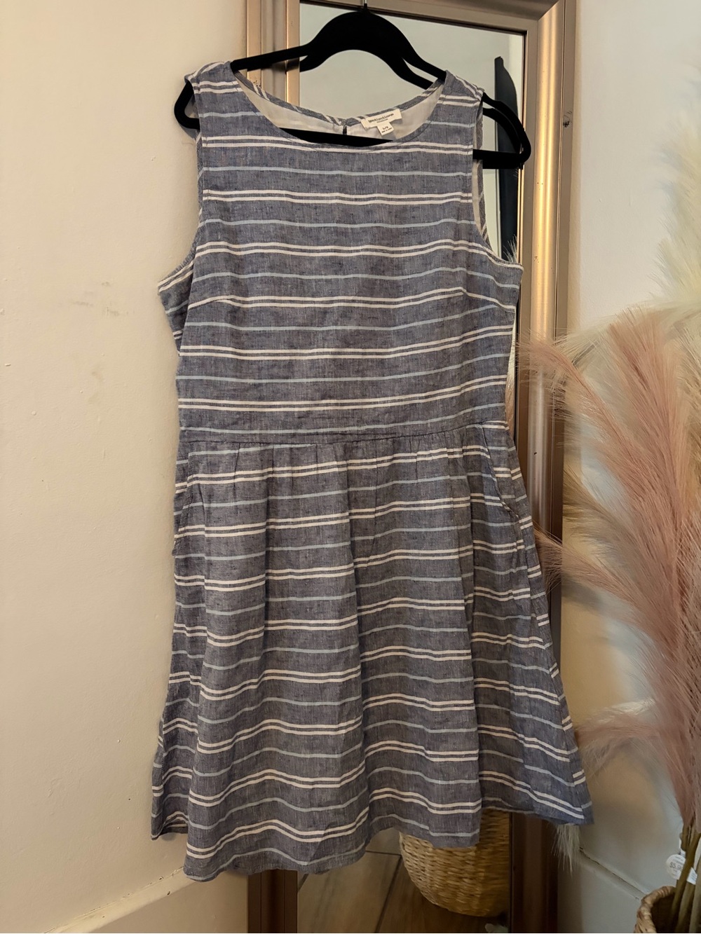 BeachLunchLounge Women's Blue White Striped Sleeveless Dress Size L